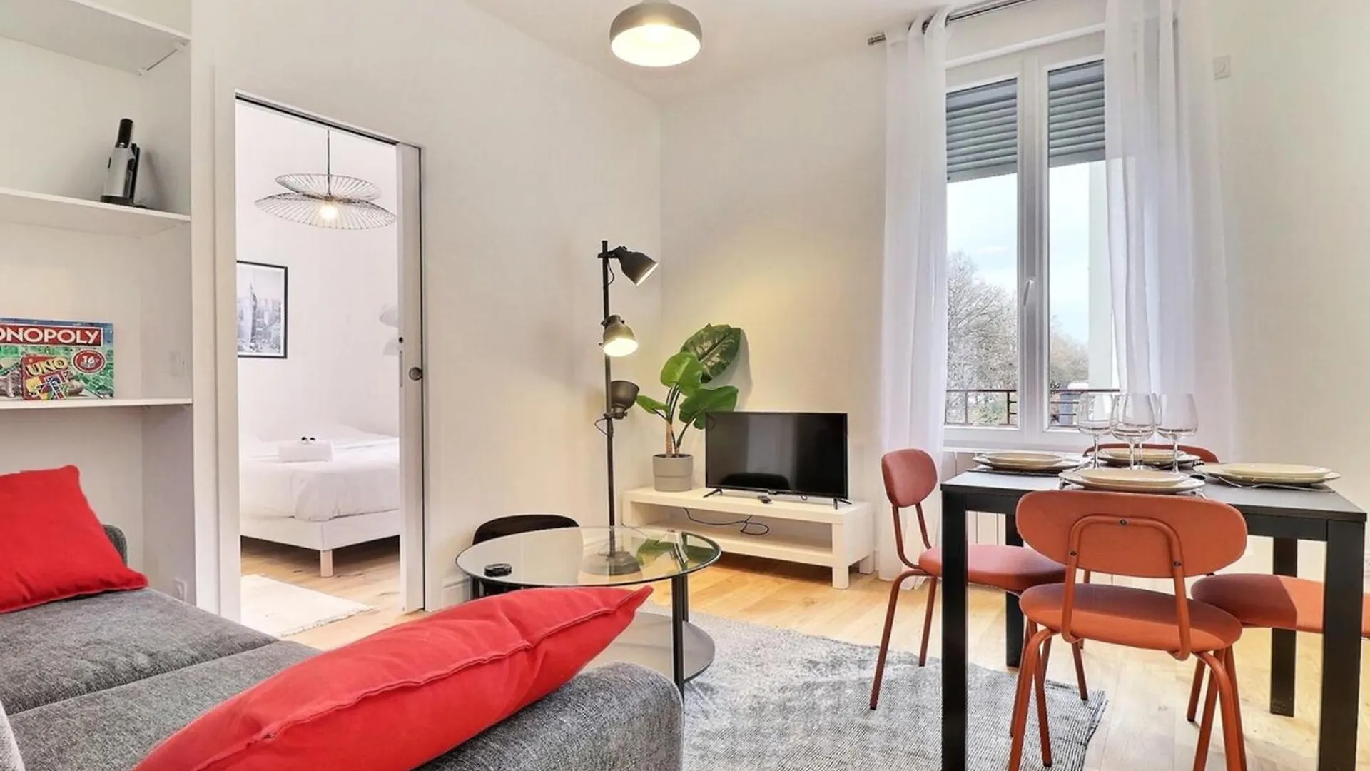 Montgolfier 5 - T2 Apartment With Garage In A Residence - Villeurbanne France